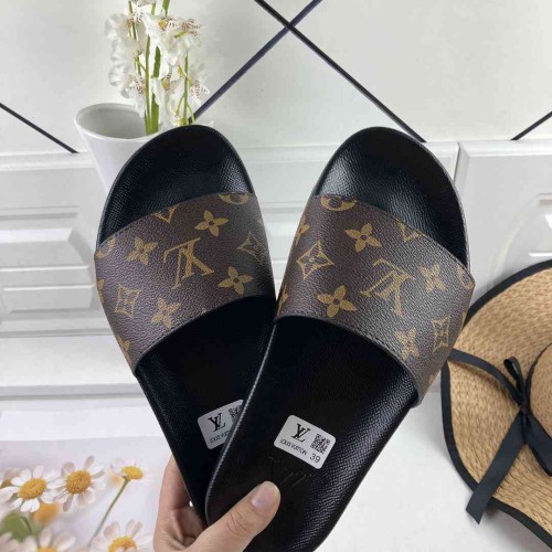 SANDALIA LOUIS VUITTON COURO